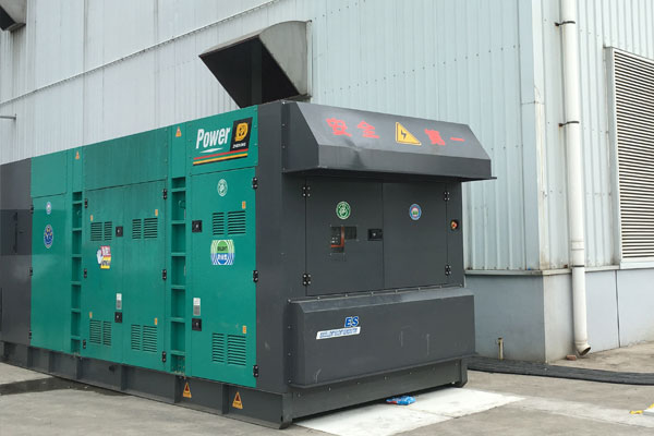 丰县燃油滤清器的更换流程是怎样的？