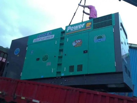 丰县柴油发电机组转速不稳定时，如何对发动机进行维护？