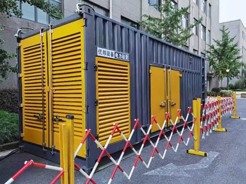 丰县如何使用转速表检查发动机的转速？