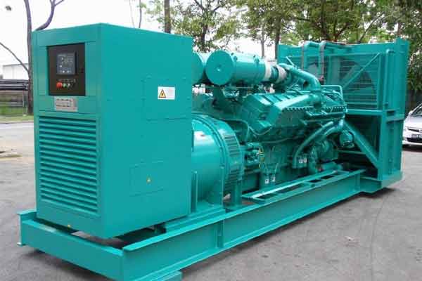 丰县柴油发电机组电压不稳定怎样维修？