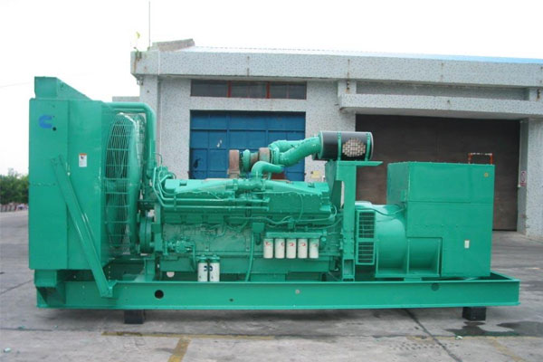 丰县工厂发电机应急发电时如何更准确地检查发电机状态？