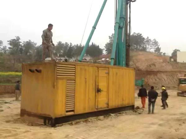 丰县如何判断水冷式机油散热器密封件是否需要更换？